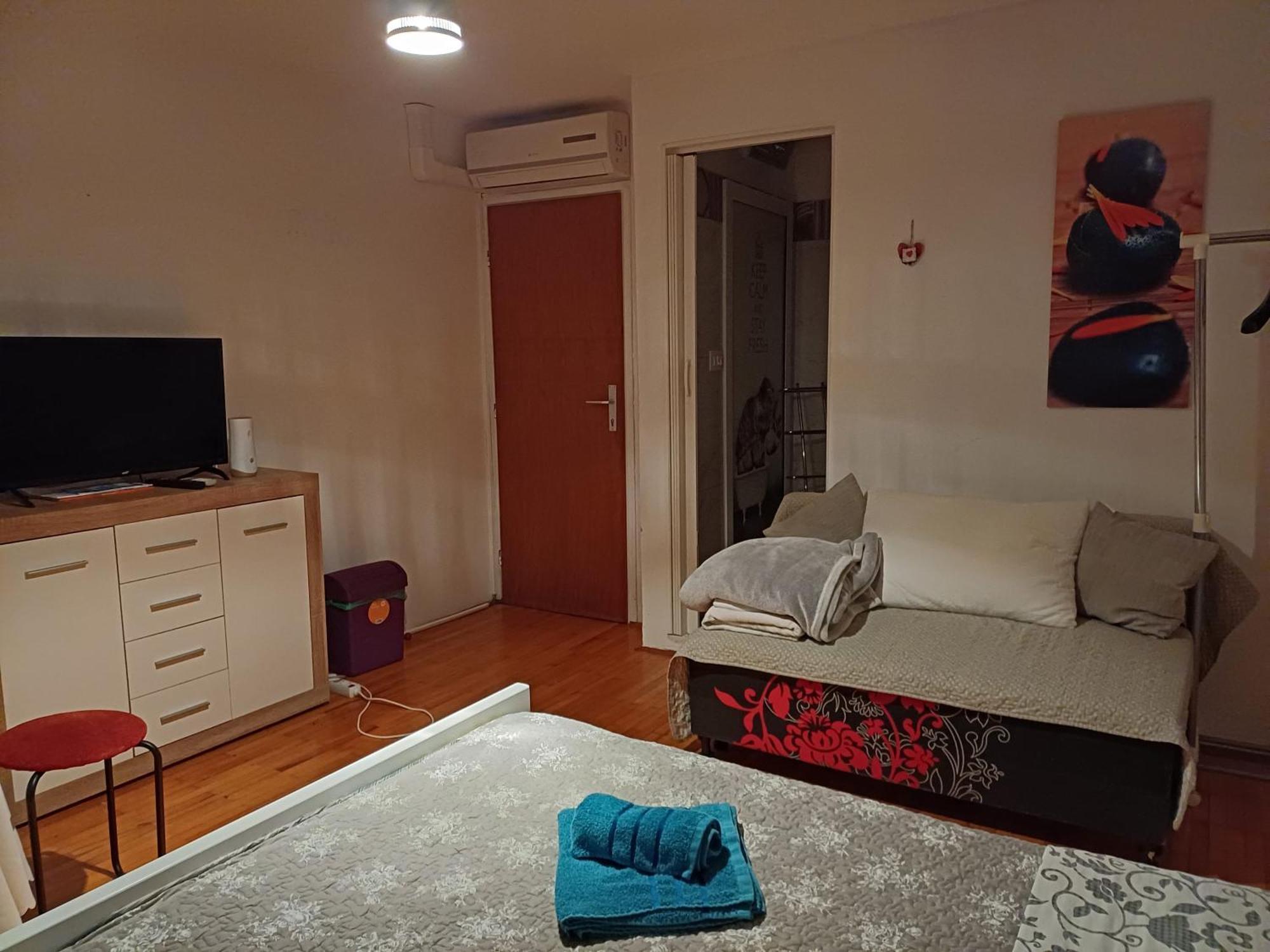 Guest House Jungher コルチュラ エクステリア 写真
